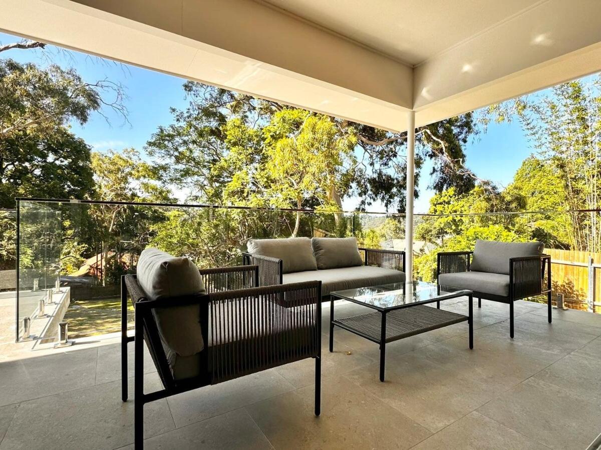 Roseville 4b3b Evergreen Serenity Garden House *