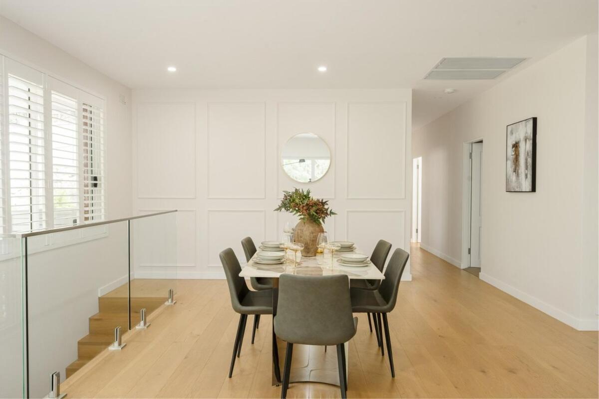 Holiday home Roseville 4b3b Evergreen Serenity Garden House Sydney